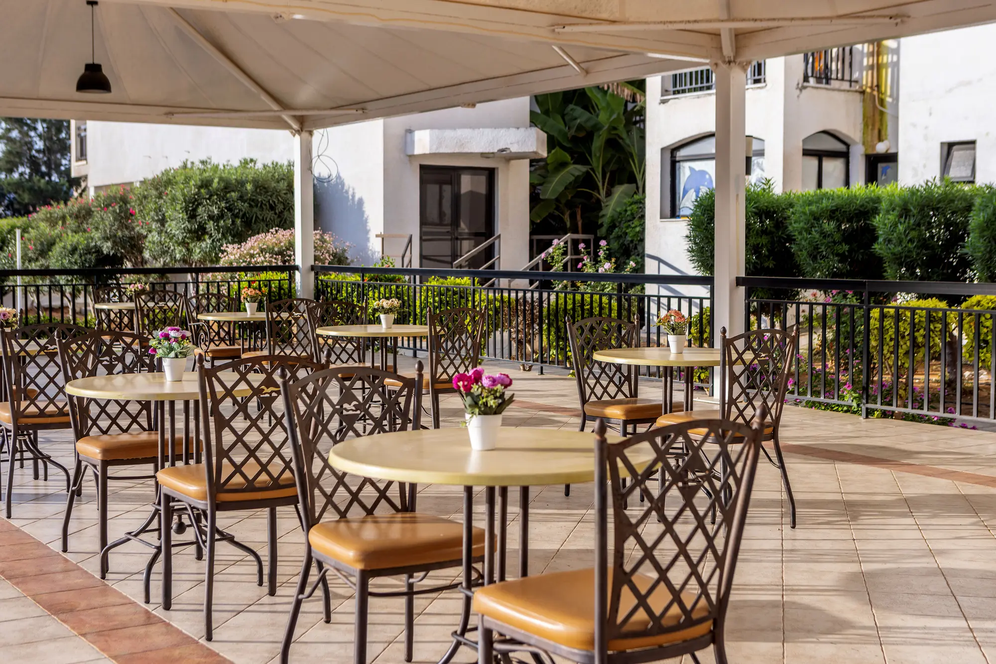 Seagull Hotel Apartments, Restaurant