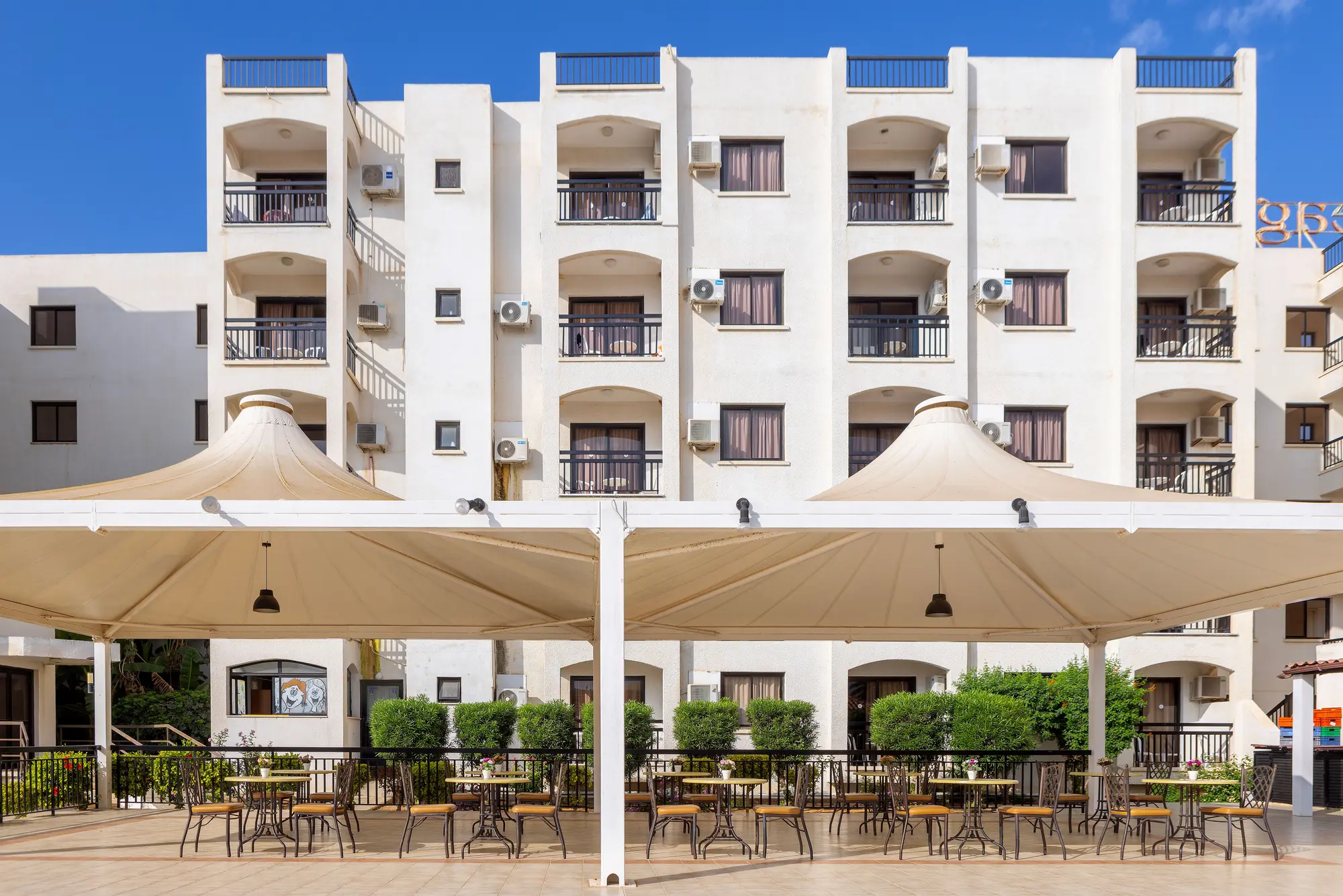 Seagull Hotel Apartments, Restaurant