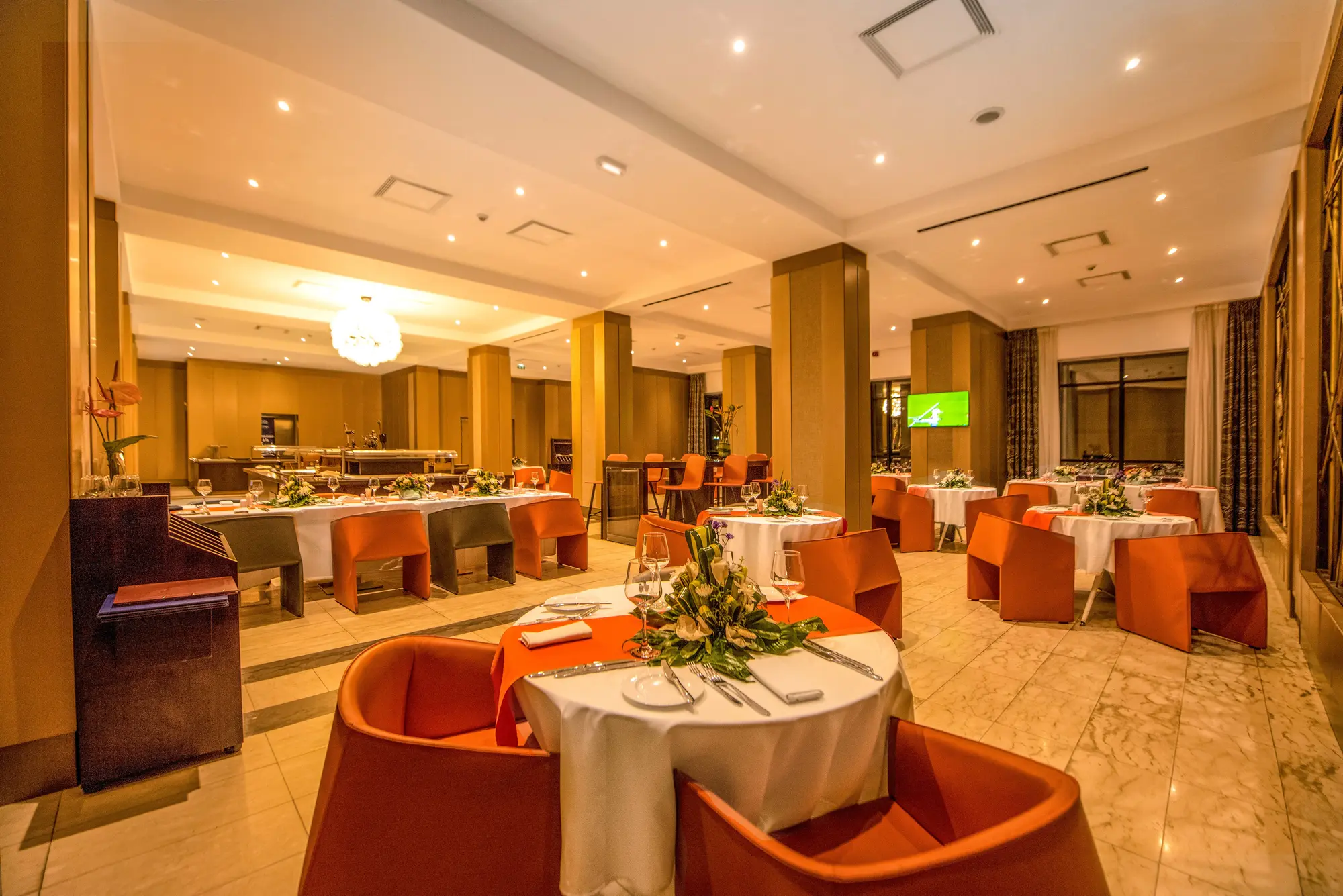 Krystal Palace Douala, Restaurant