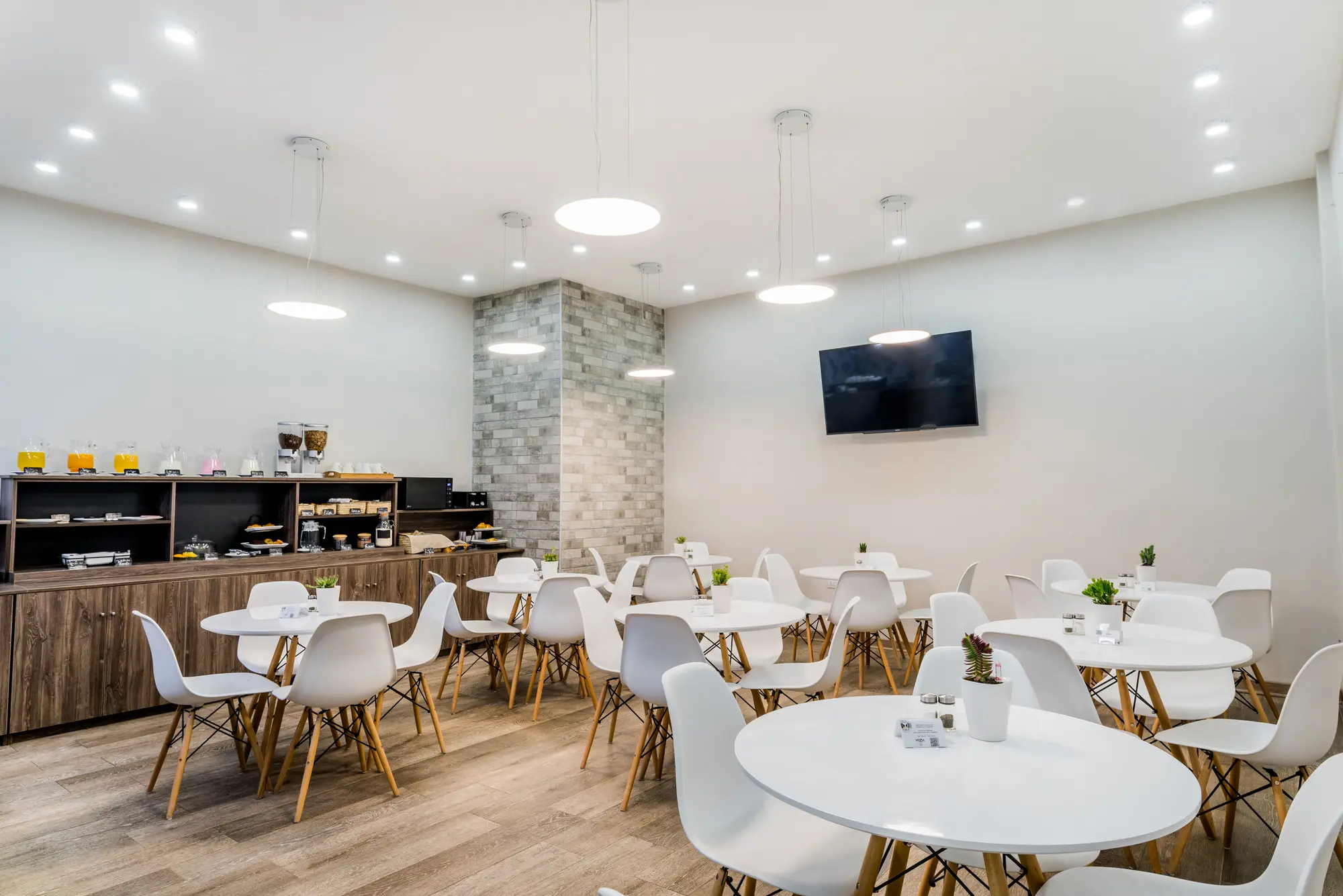 Hotel Viza, Restaurant