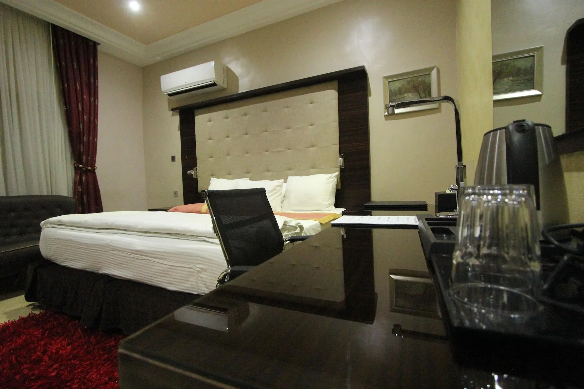 Eterno Hotels Limited, Room