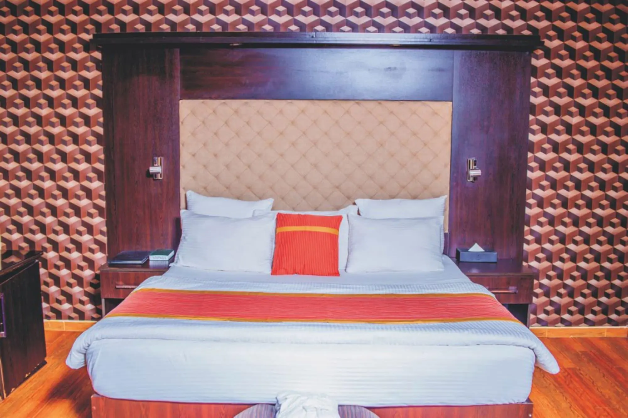 Eterno Hotels Limited, Room