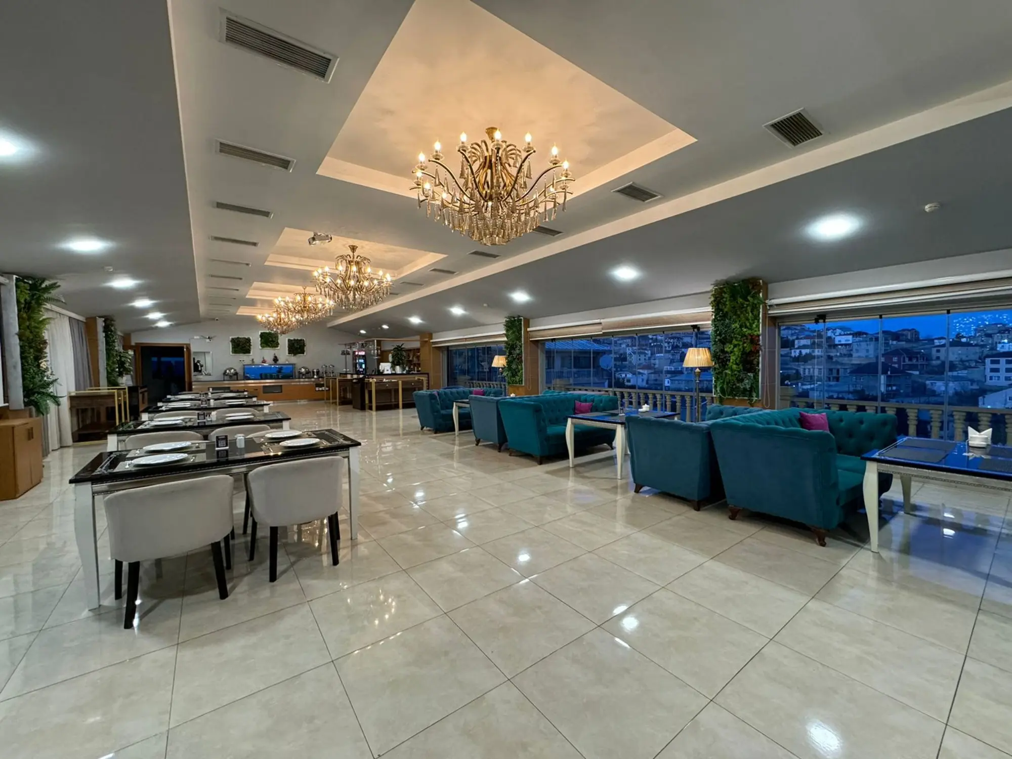 Sea Pearl Hotel, Restaurant