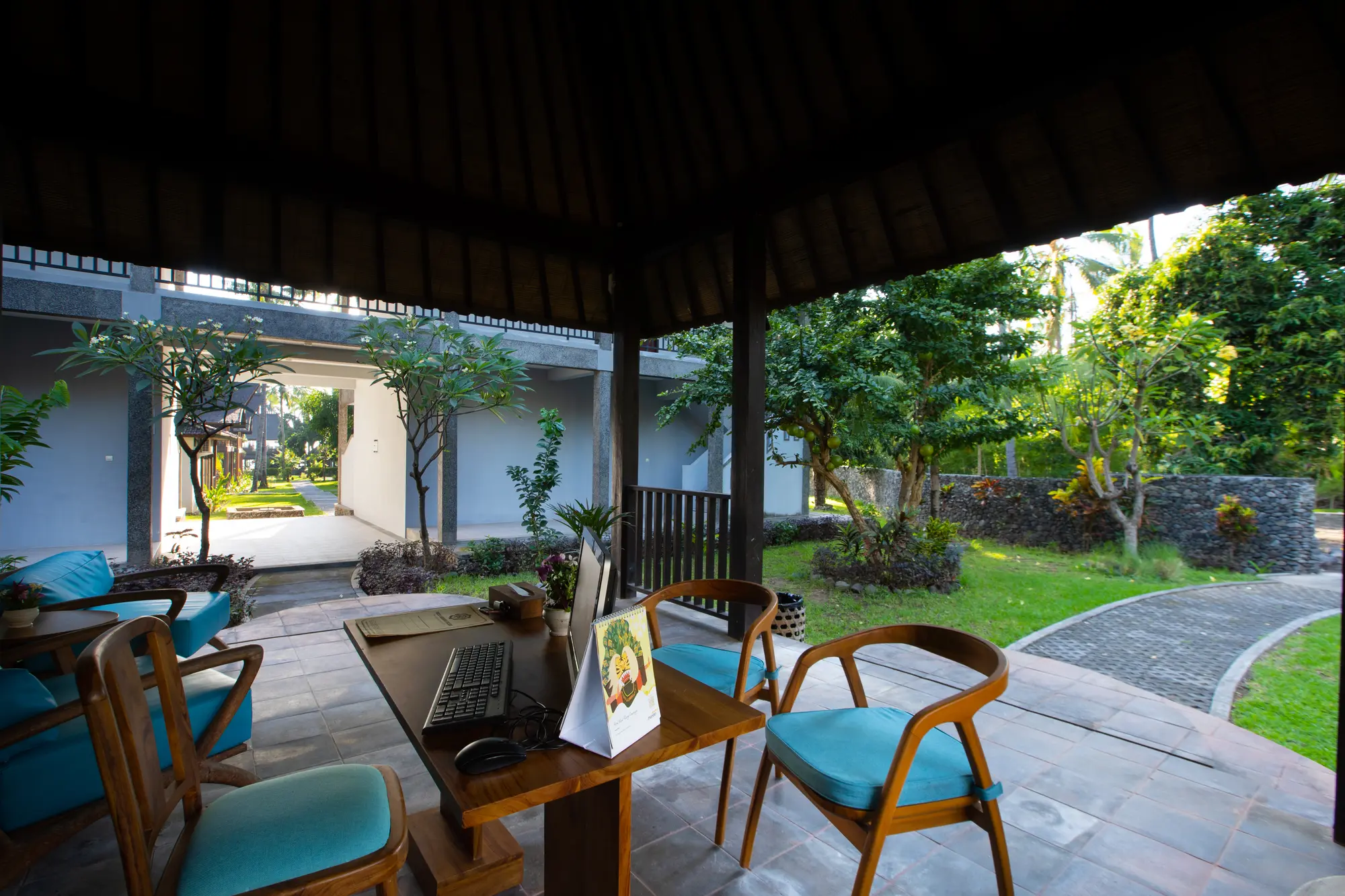 The Kirana Tembok Resort, Lobby