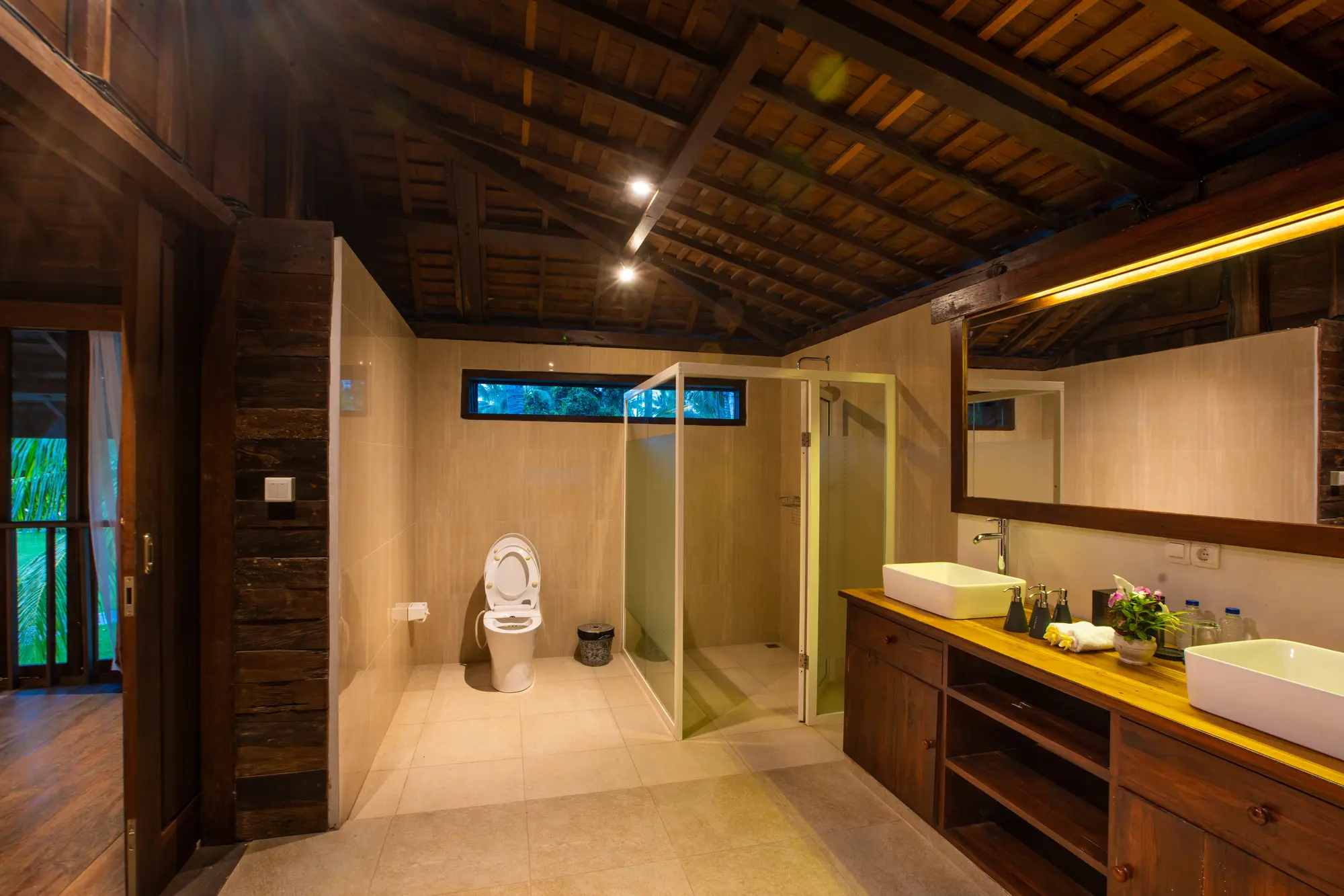 The Kirana Tembok Resort, Room