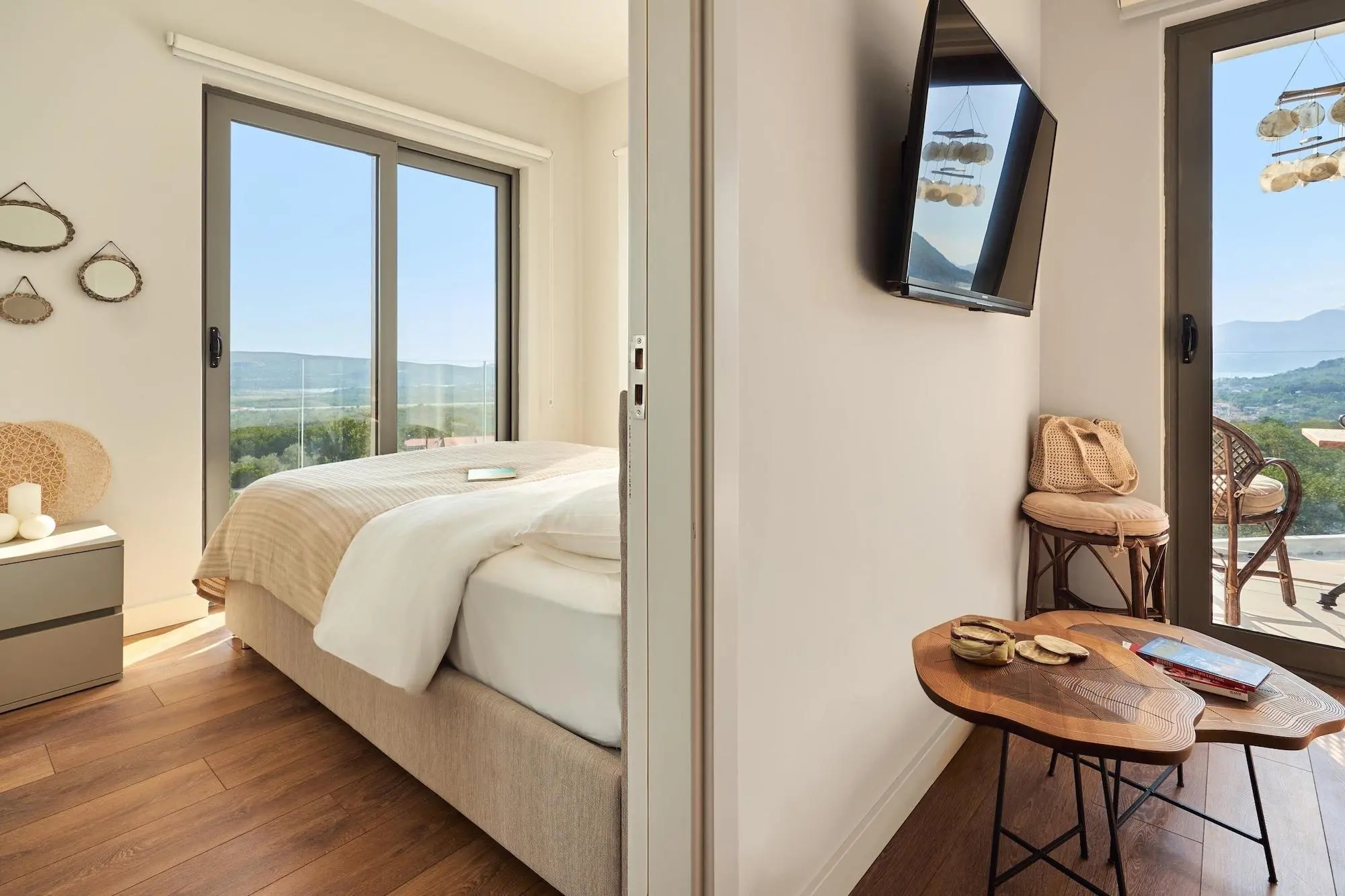 Casa Collection, Room