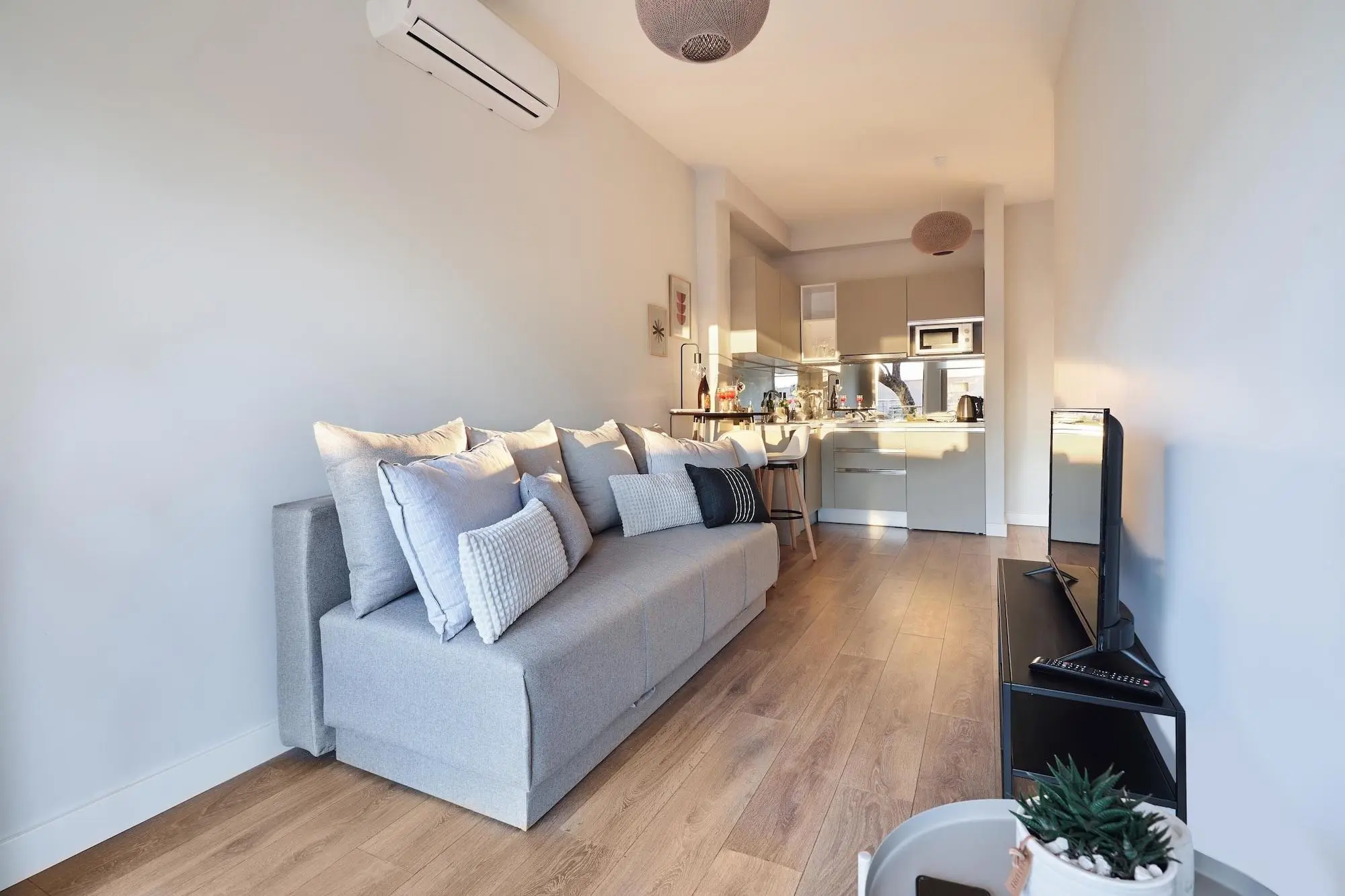 Casa Collection, Room