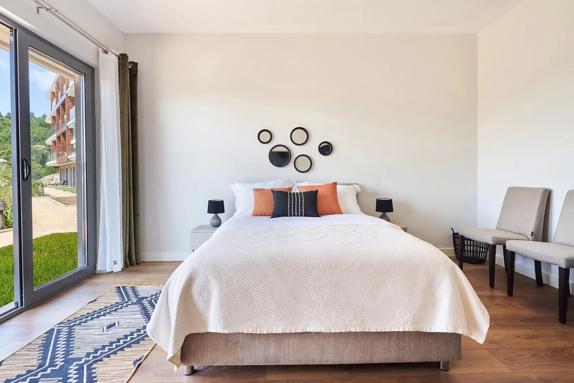 Casa Collection, Room