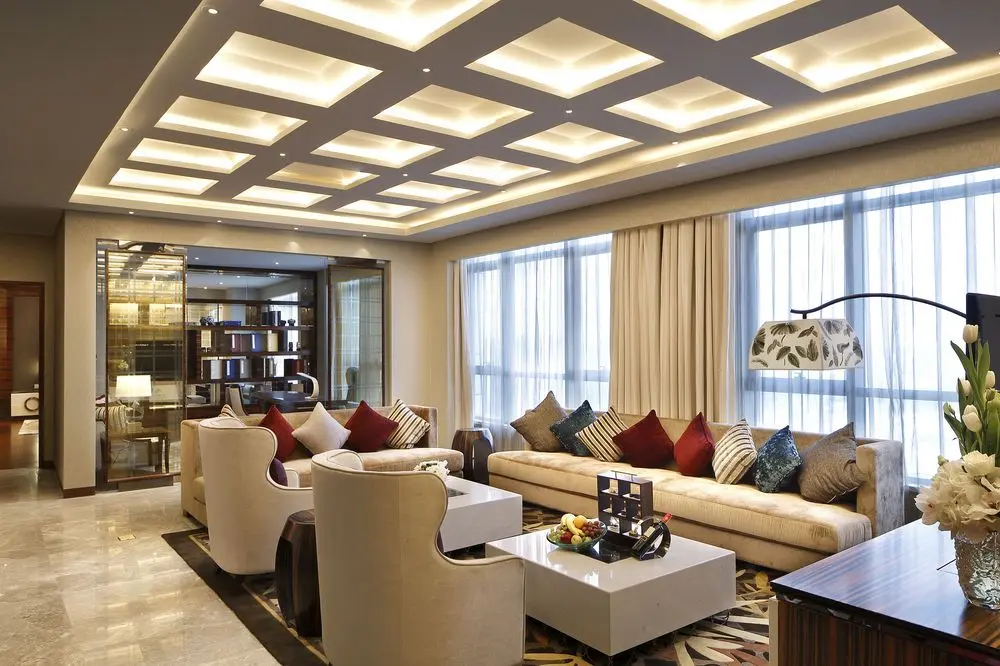 CROWNE PLAZA YANGZHOU, 