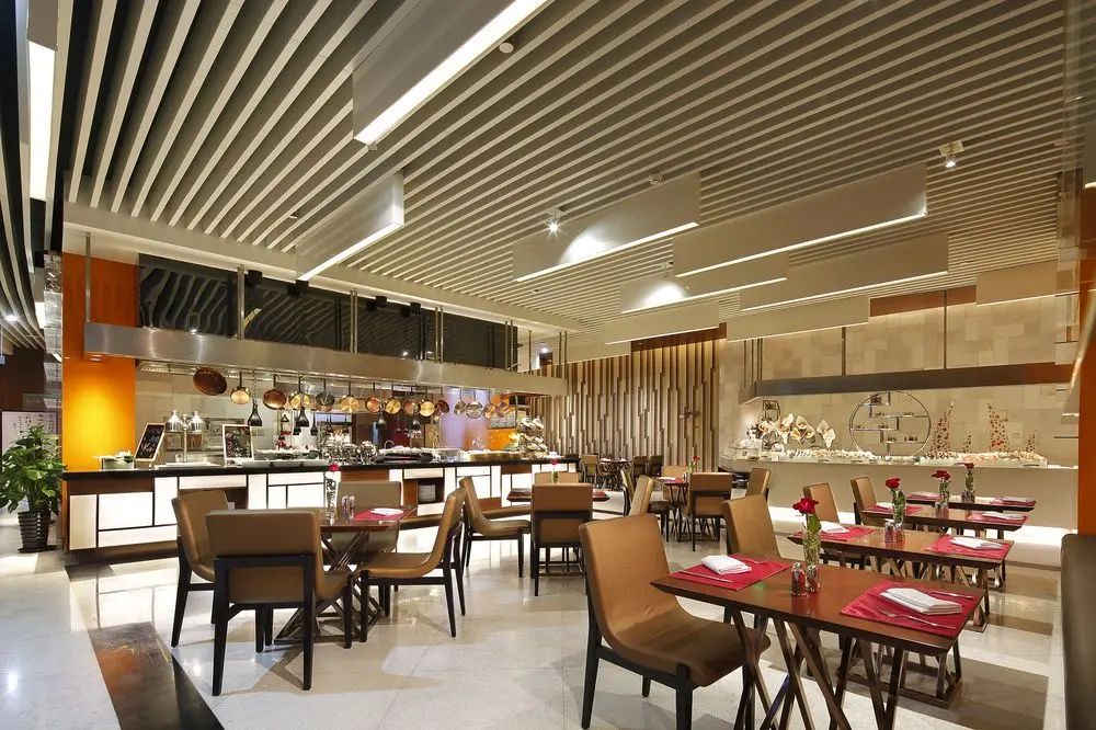 CROWNE PLAZA YANGZHOU, 