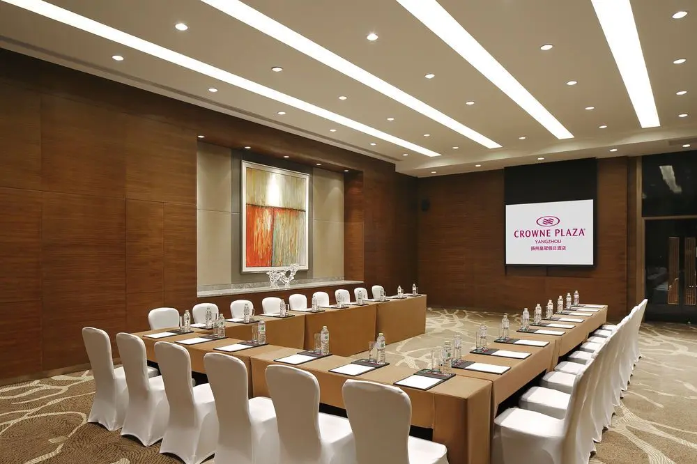 CROWNE PLAZA YANGZHOU, 