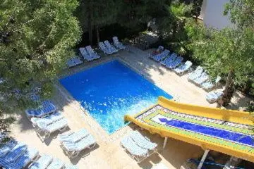 LARISSA BEACH CLUB, 