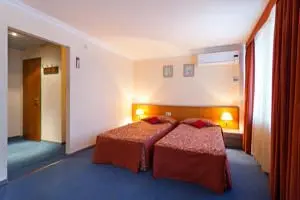 AZIMUT HOTEL UFA, 