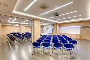 AZIMUT HOTEL UFA, 