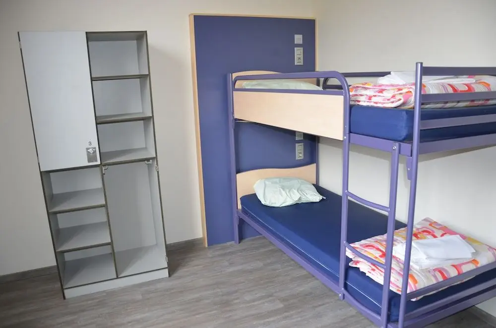 GéNéRATION EUROPE YOUTH HOSTEL, 