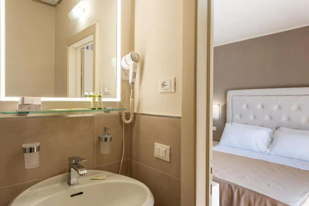 HOTEL VILLA BOLGHERI, 