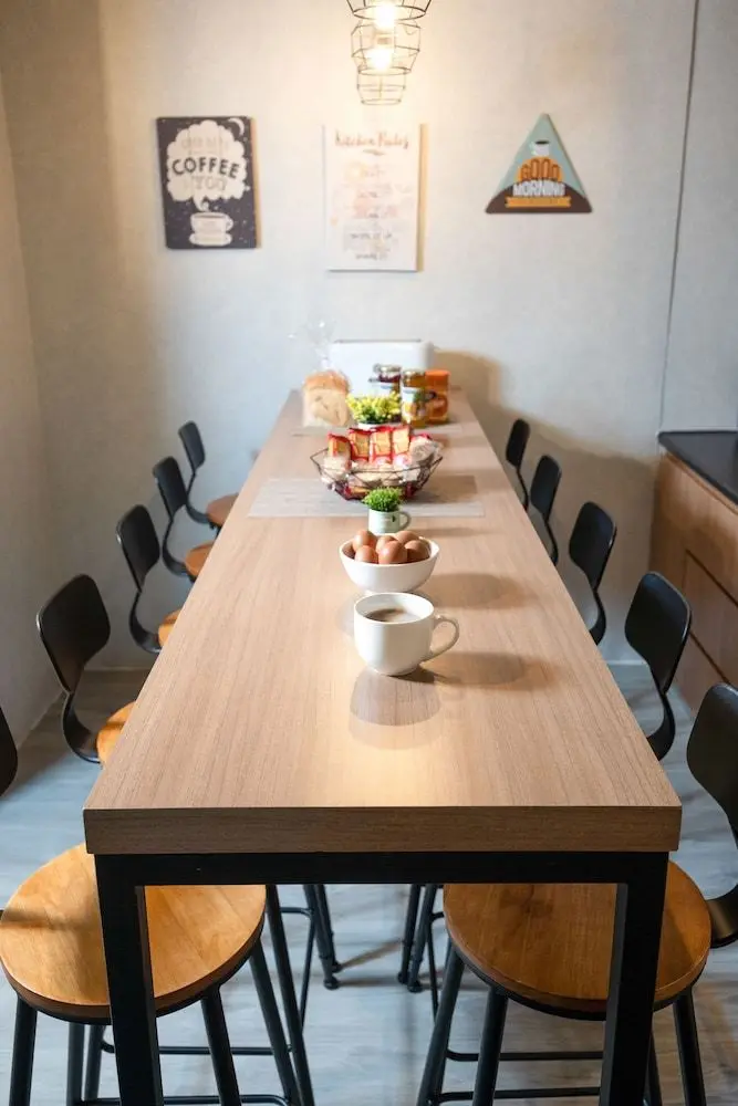 VIBRANT HOSTEL, 
