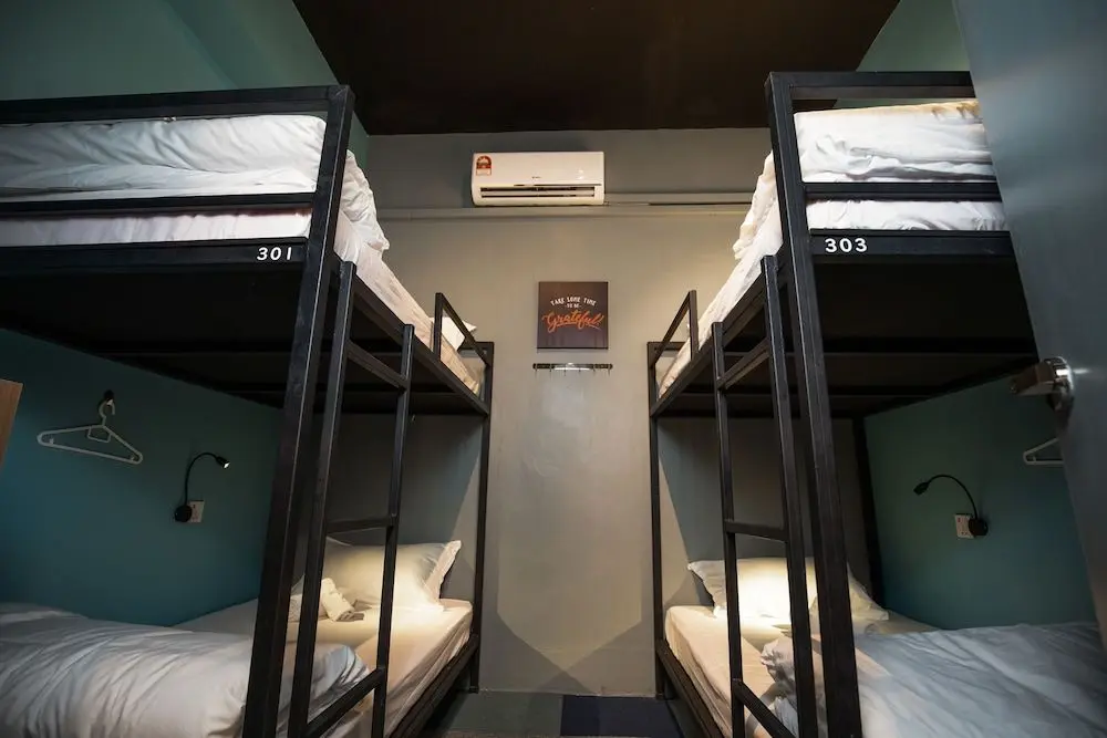 VIBRANT HOSTEL, 