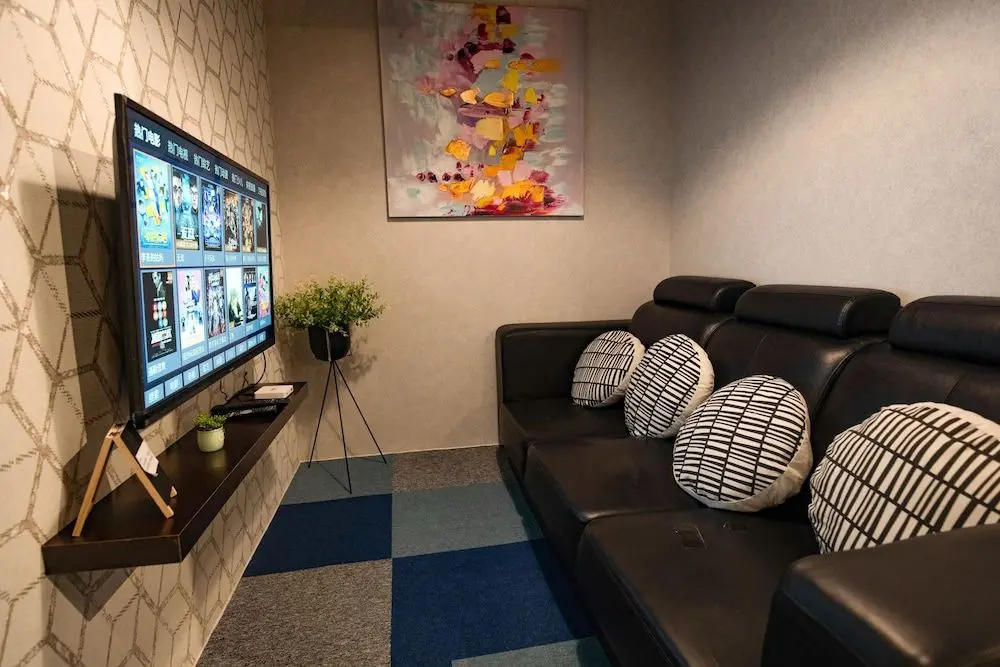 VIBRANT HOSTEL, 