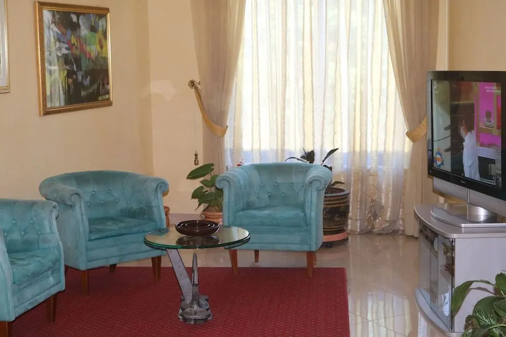 HOTEL MARINELLA, 