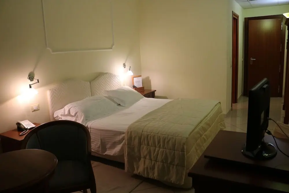 HOTEL MARINELLA, 