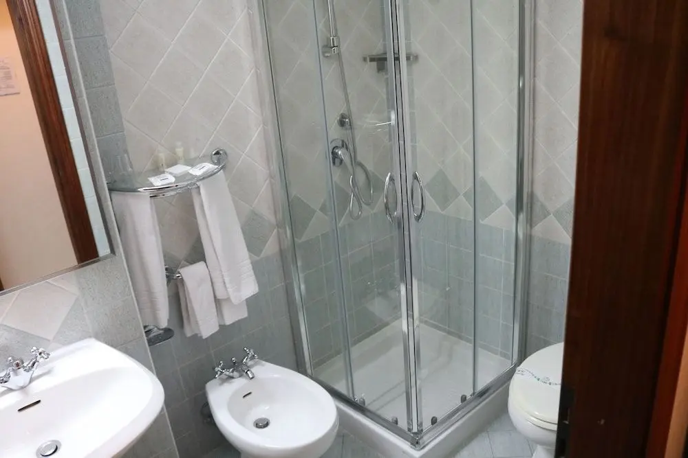 HOTEL MARINELLA, 