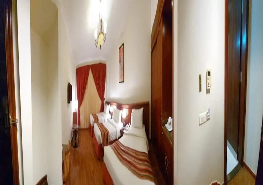 ROTANA AL MESK HOTEL, 