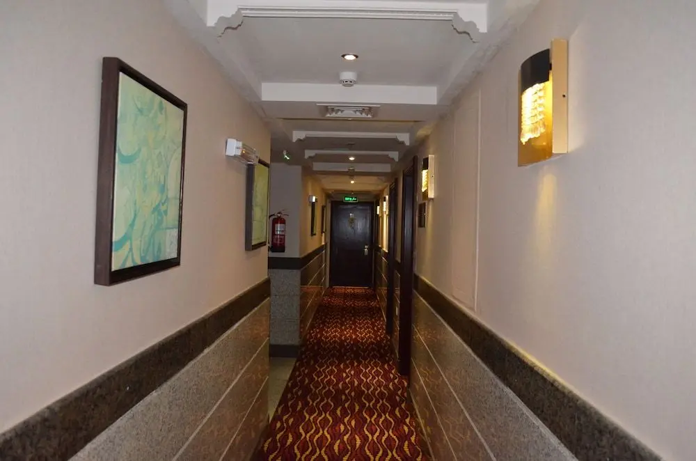 ROTANA AL MESK HOTEL, 
