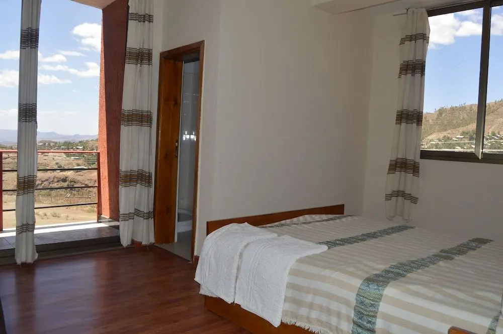 ZAN-SEYOUM HOTEL, 