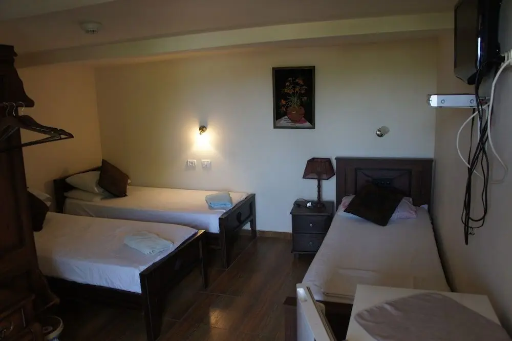 AKKO GATE HOSTEL, 