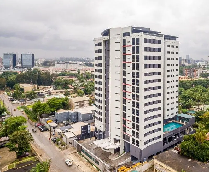 ROYAL RESIDENCES BY DESIGN UNION, 