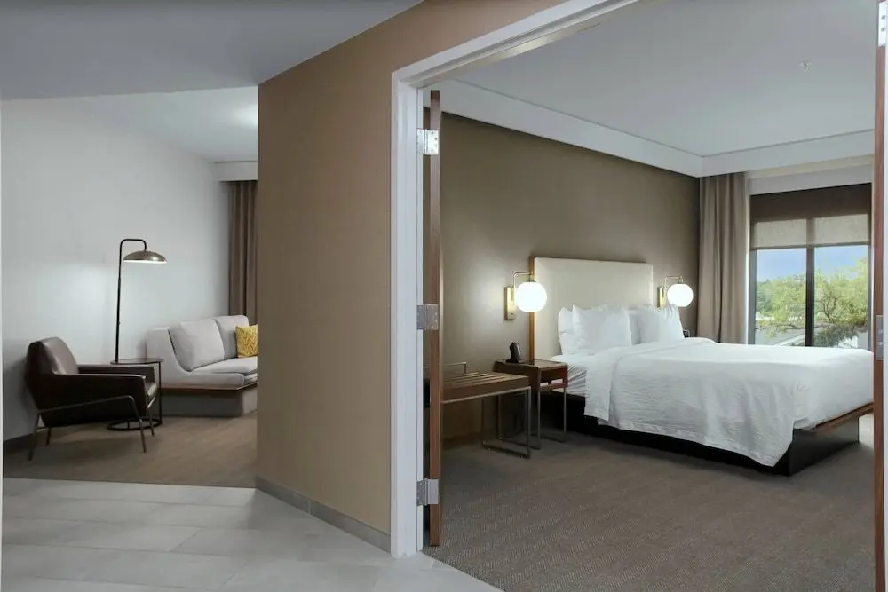 COURTYARD BY MARRIOTT THOMASVILLE DOWNTOWN, 