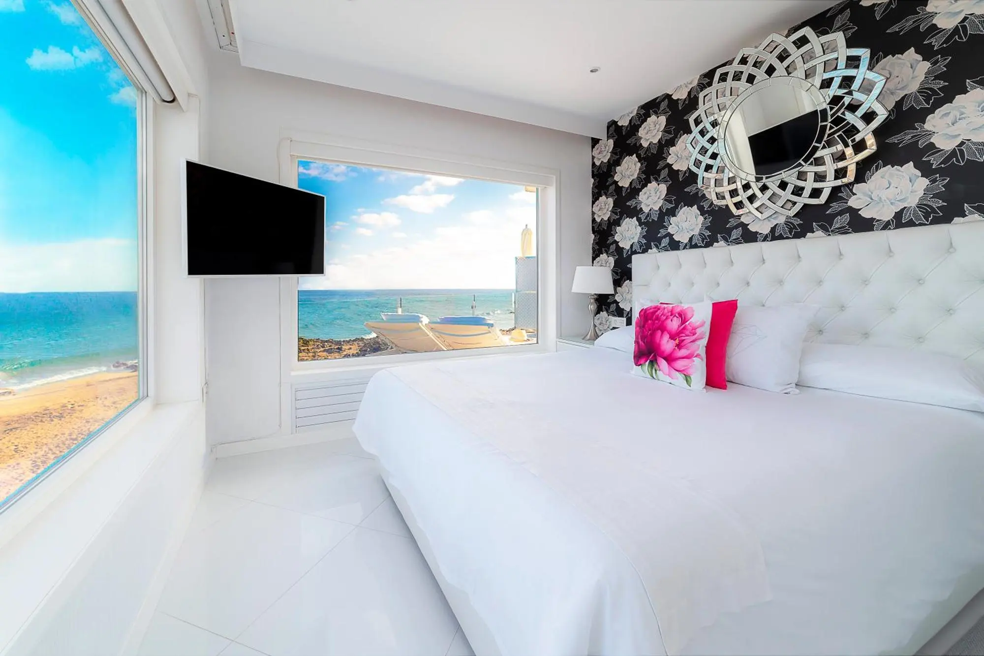 Lani's Suites de Luxe - Adults Only, 