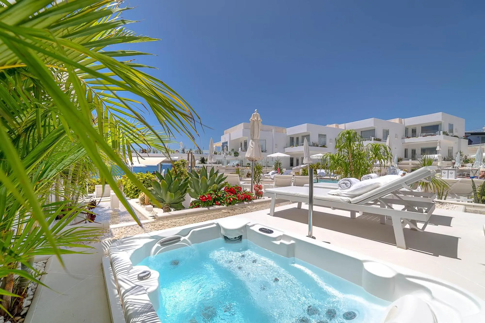 Lani's Suites de Luxe - Adults Only, 