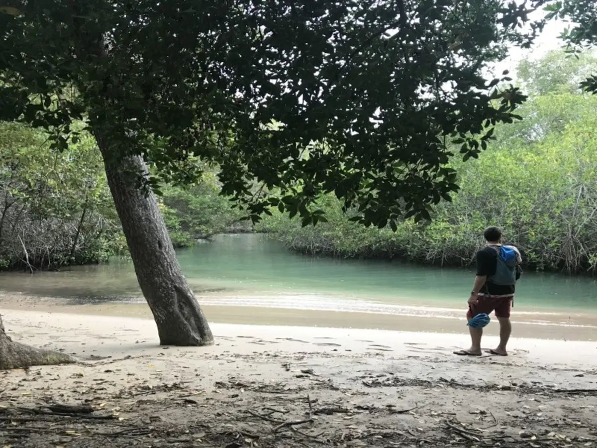 6-Day Galápagos Escape: Volcano Trails & Wildlife Encounters