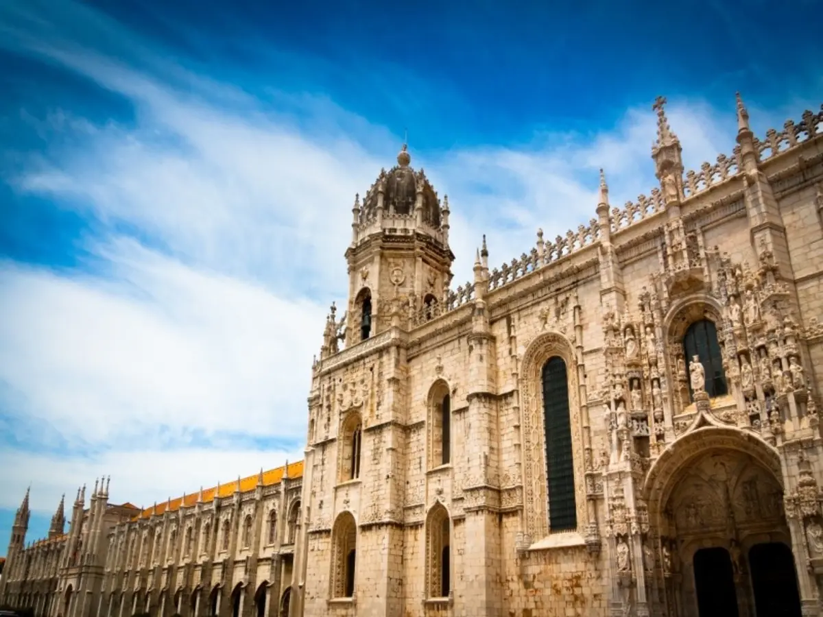 Lisbon Cultural Experience, City Break, 4 Days