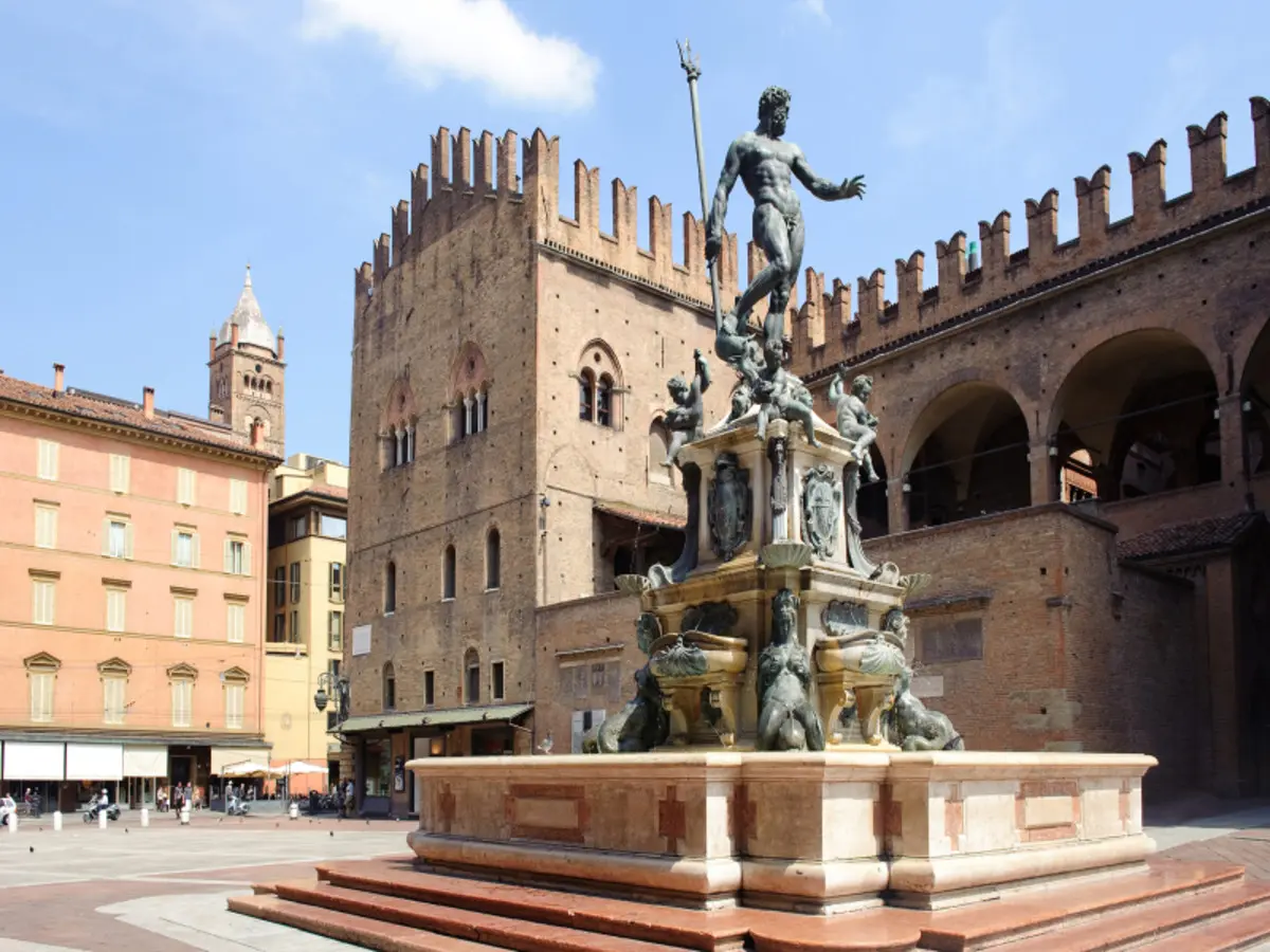 Discovering Bologna