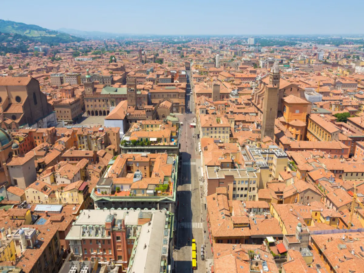 Discovering Bologna
