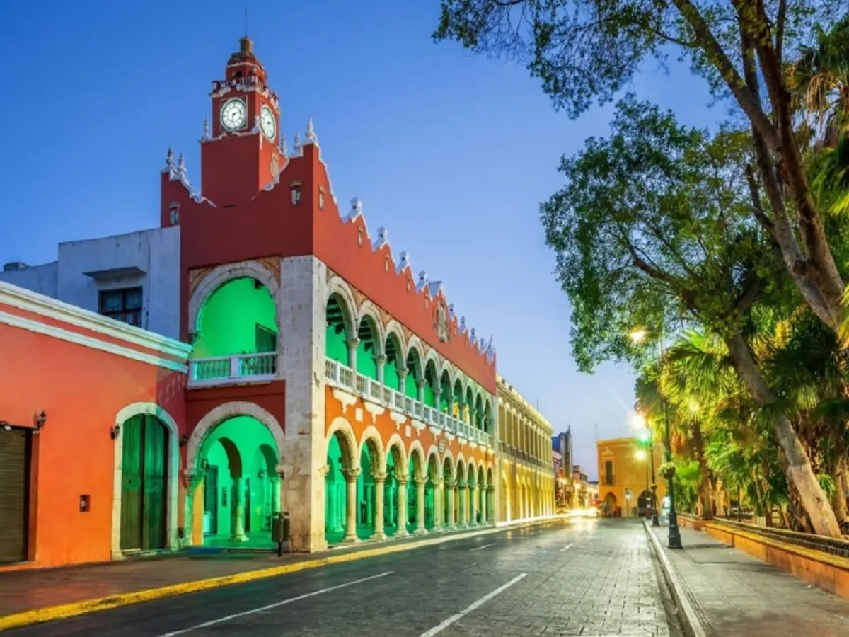 Mini Wonders of the Maya with the Maya Train