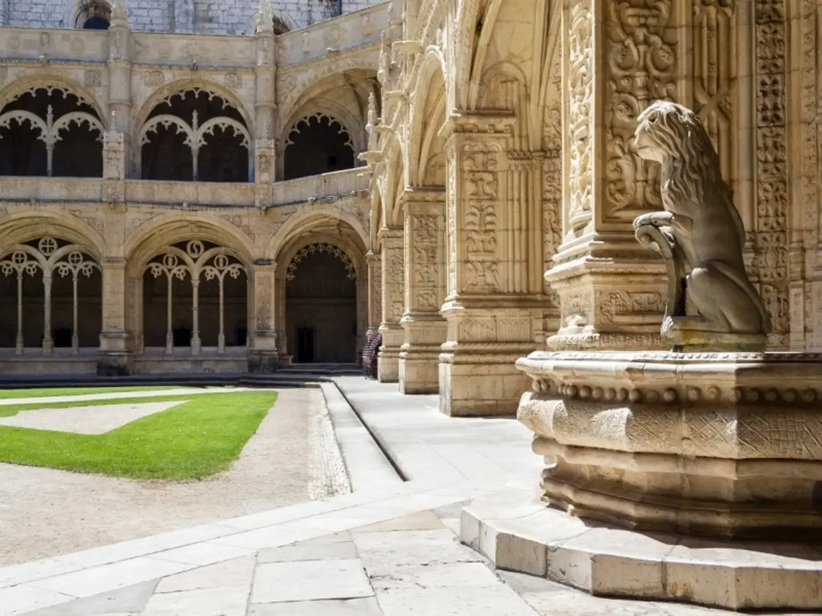 Lisbon Cultural Experience, City Break, 4 Days