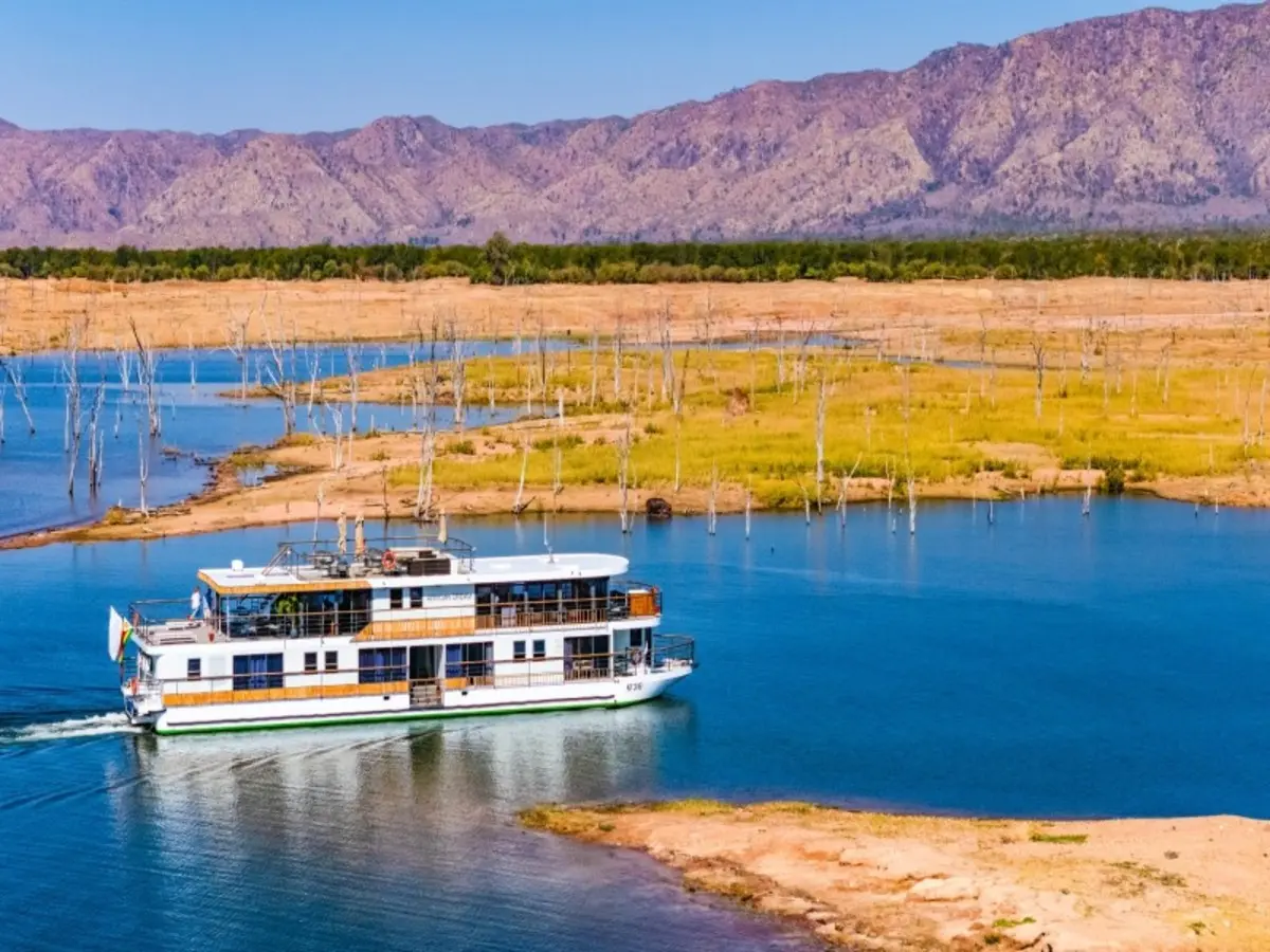 L'Afrique Australe à bord du Zimbabwean Dream : expérience inédite aux confins du monde