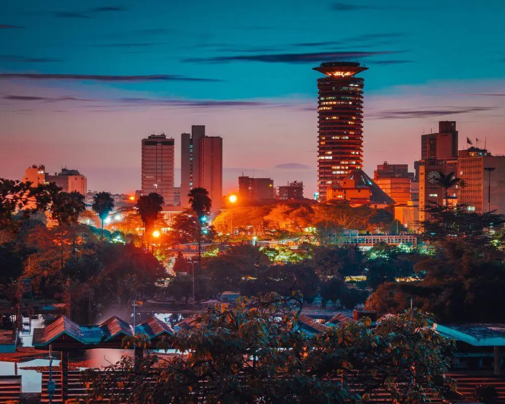 EXPLORE KENYA Sulle Orme dei Grandi Mammiferi