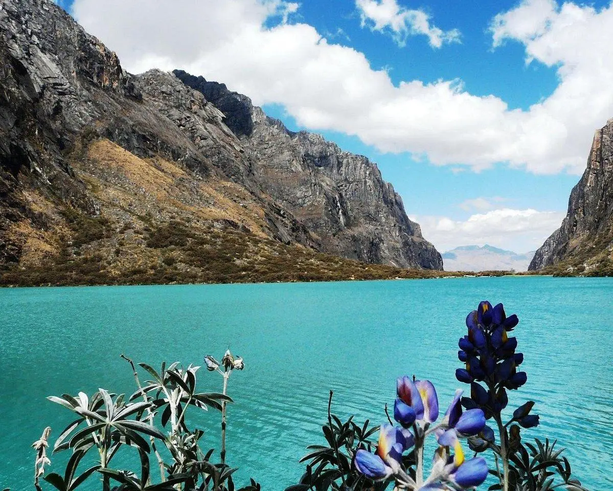 Huaraz in Full 05 Days / 04 Nights