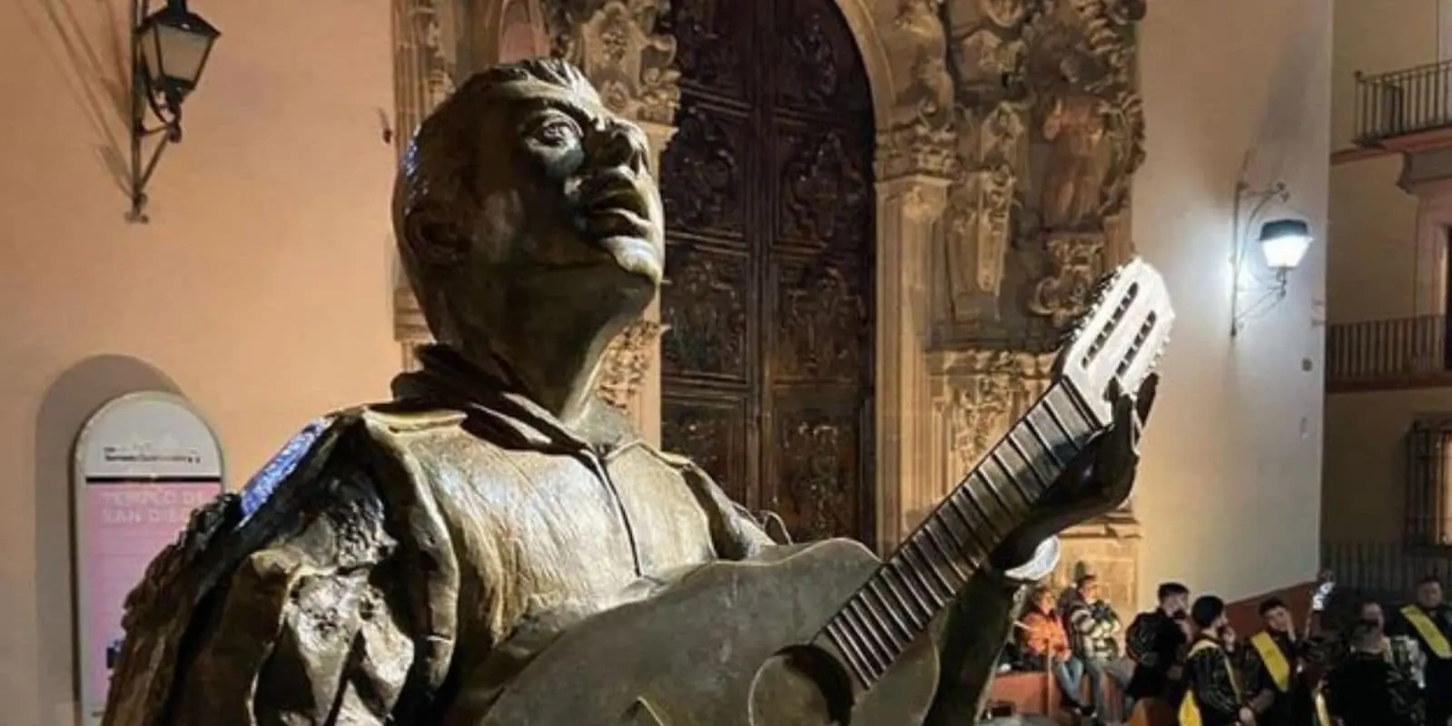 DÍA 04	SAN MIGUEL ALLENDE / ATOTONILCO/ DOLORES HIDALGO/ GUANAJUATO