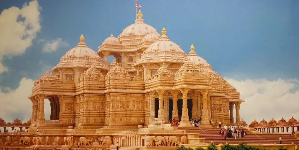 Giorno 1: arrivo a DELHI