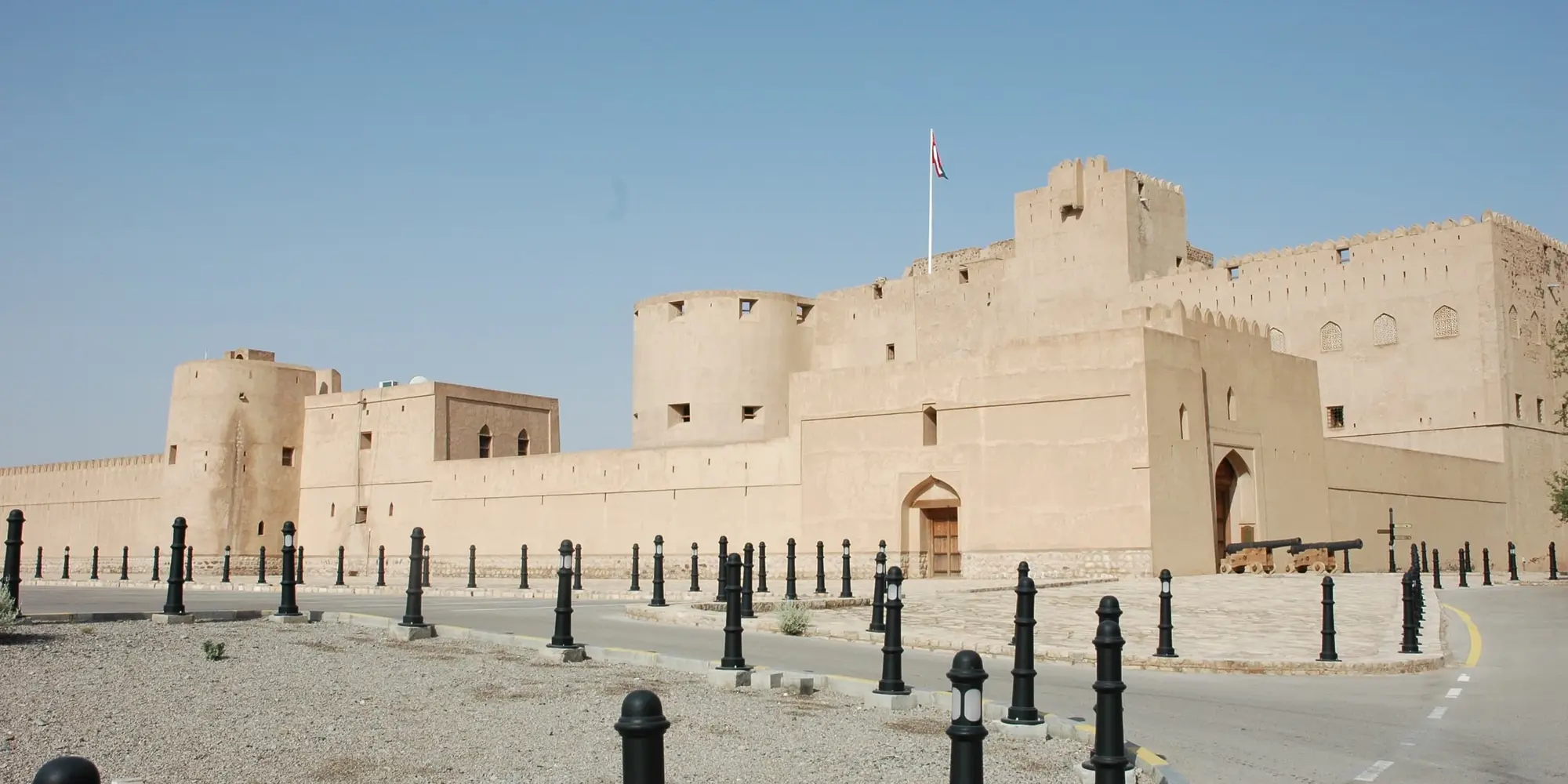 DAY 03 | NIZWA – JABAL SHAMS – AL HAMRA – NIZWA (4WD) (1.5 hrs. drive – one way) ​