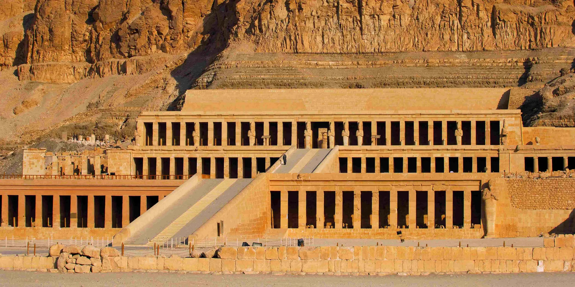 Jour 8 : Louxor / France