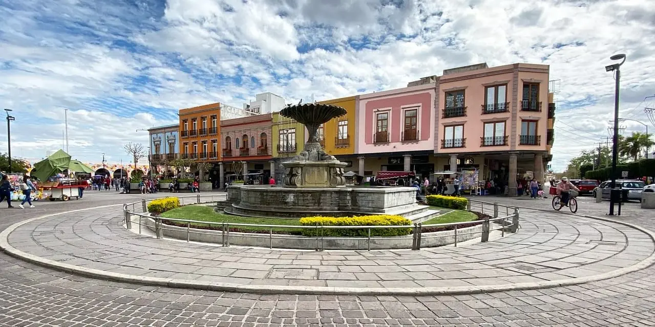 2º giorno – Lunedì. San Miguel de Allende / Guanajuato (94 kms)