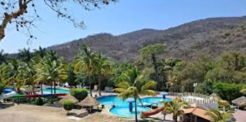 Gulf Charms and Colonial Beauties, 13 days and 12 nights