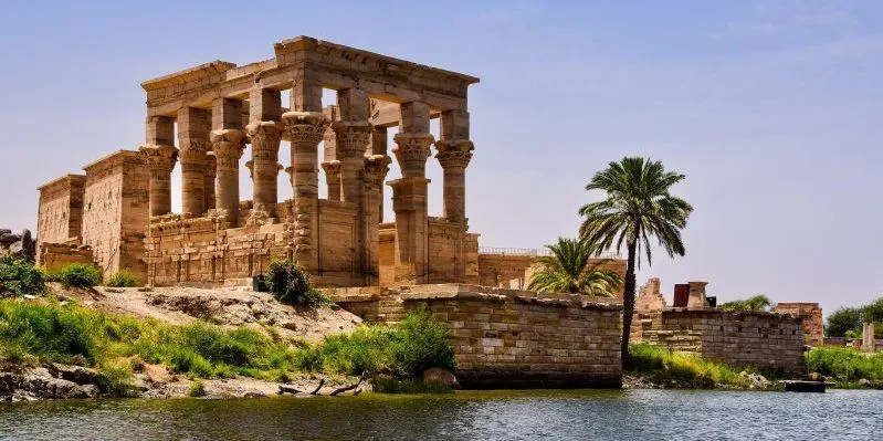 Jour 2 : Louxor - Esna - Edfou
